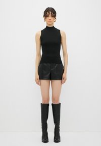 STONED TURTLENECK SLEEVELESS  - Top - black