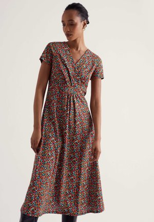 Seasalt Cornwall, SEASALT CORNWALL CHAPELLE DRESS - Džersejové šaty - multi - tomato blooms maritime