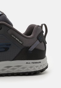 Skechers ESCAPE PLAN - Sneakers basse - charcoal