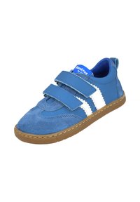 Zapatillas de velcro azules, hechas de ante y materiales sintéticos, con un diseño de rayas blancas y una suela de goma.