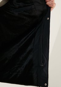 Buratti Žieminis paltas - black