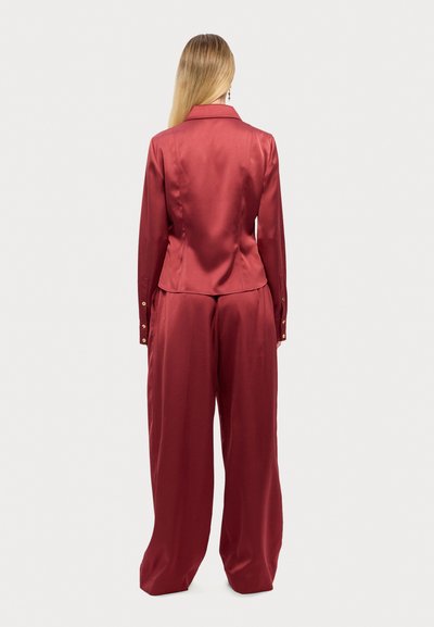 Stine Goya Blouse - raspberry