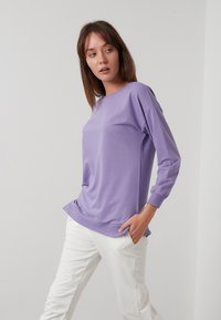 LELA CREW NECK - Sportska majica - lilac