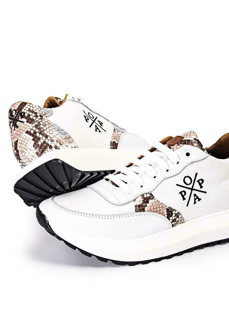 POPA Zapatillas white/marrón -