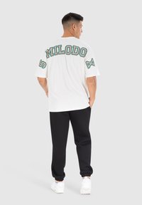 Smilodox PRINT LOGO BRAIL - Camiseta estampada - creme