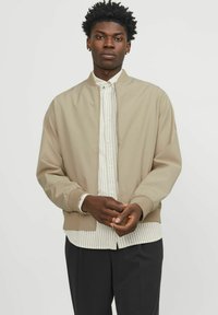 Jack & Jones PREMIUM - Bomber tipa jaka - travertine Miniatūras attēls 1