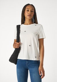 ONLY ONLSONJA LIFE - T-Shirt print - cloud dancer