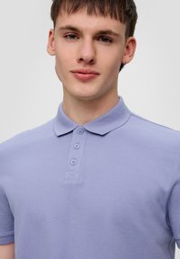 QS MIT KRAGEN - Polo - flieder