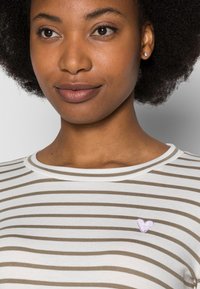 Kaffe LIDDY - Camisola de manga comprida - chalk/mermaid green stripe