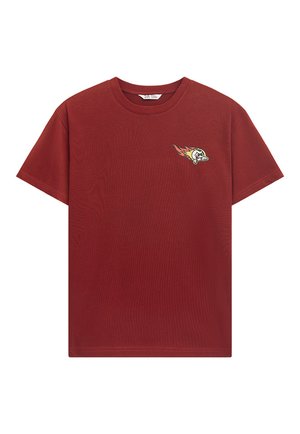 Rotes Baumwoll-T-Shirt mit Rundhalsausschnitt. Auf der linken Brustseite befindet sich ein kleines Grafikmotiv eines Charakters mit Flammen. Mit kurzen Ärmeln.