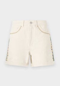 Short en denim couleur crème avec des surpiqûres décoratives dorées et vertes le long des poches et des coutures latérales, avec un bouton à l'avant et des passants de ceinture.