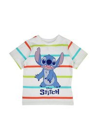 T-shirt blanc à manches courtes avec des rayures horizontales colorées en orange, vert et bleu. Présente un graphique de Stitch de Disney.