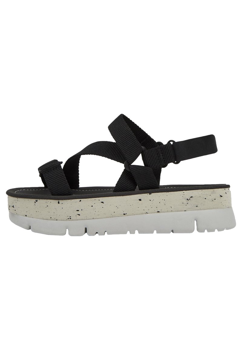 camper oruga up platform sandal