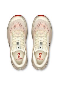 On CLOUDSURFER TRAIL 2 - Zapatillas running asfalto - ivory salmon
