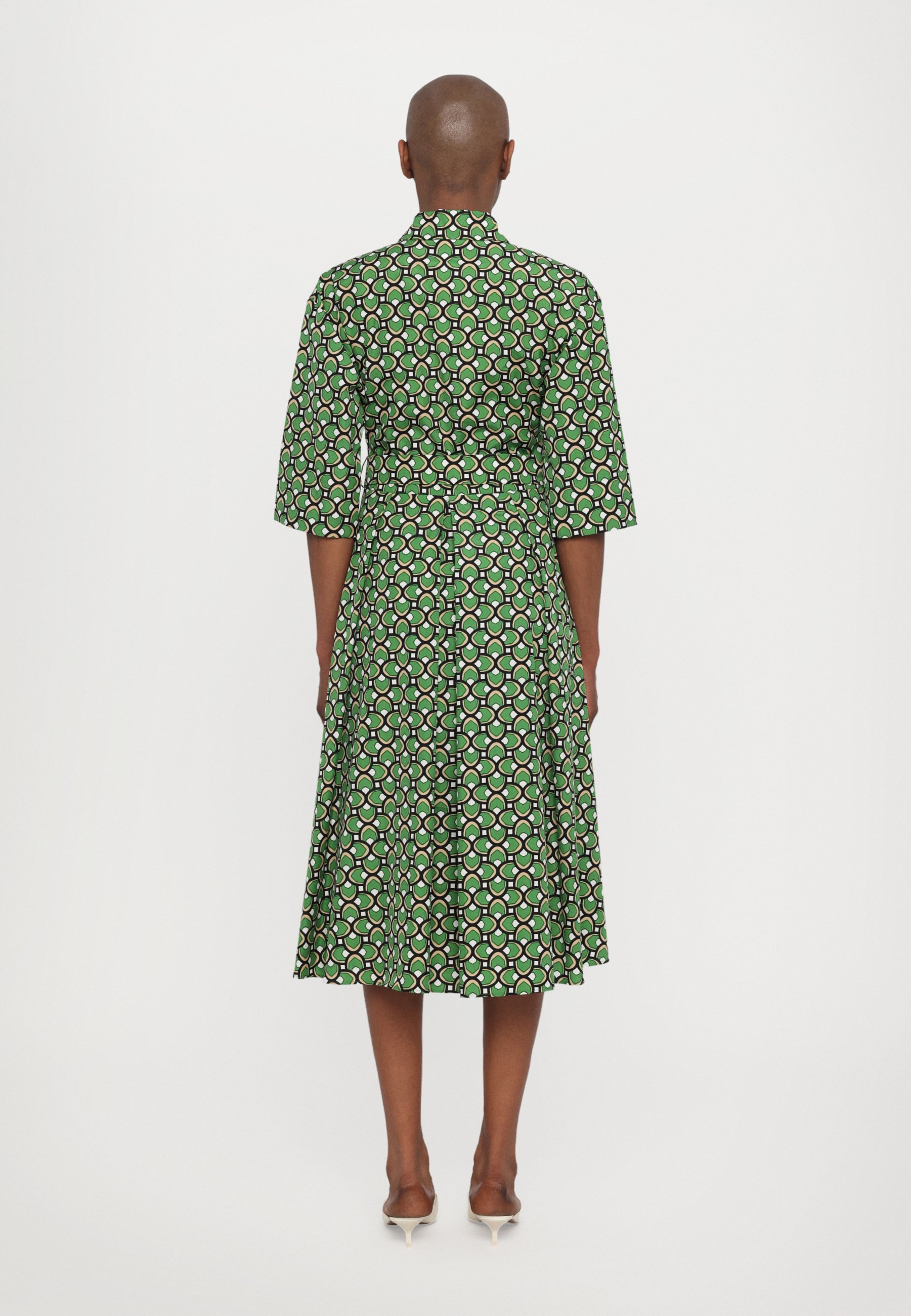 Weekend MaxMara VARENNA パターン柄 シャツ ドレス 関税送料込 WEEKEND MaxMara VARENNA - Shirt dress - green - Zalando