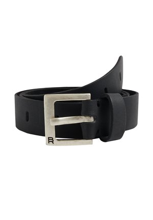Cinturón de cuero negro con una hebilla rectangular de metal plateado, que presenta un acabado texturizado y múltiples agujeros de ajuste a lo largo de la tira.