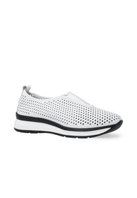 Bílé perforované nazouvací boty s kulatou špičkou, šedými doplňky a černou podrážkou. Mají polstrovanou podrážku pro pohodlí a prodyšnost.