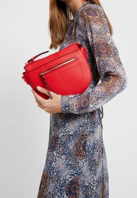Dorothy Perkins Torba na ramię