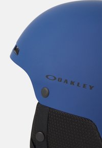 Oakley MOD1 UNISEX niebieski