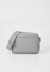 Unselected, formal gray