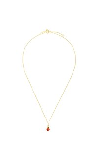 Collana in oro con un piccolo pendente rosso che assomiglia a un fiore o a una campana, con dettagli intricati e una finitura lucida.