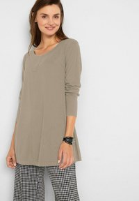 bonprix Maglietta a manica lunga - green