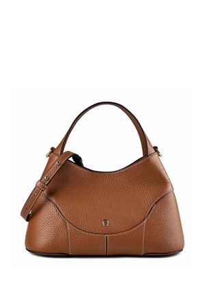 Borsa a mano in pelle marrone strutturata con manico corto e tracolla regolabile, con cuciture sottili e piccolo logo in metallo sul davanti.
