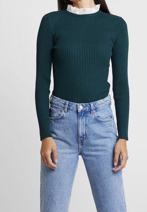 Sweter