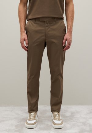 WITH ZIP AND BUTTON - Chino - dark brown