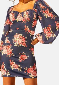 Chi Chi London Pouzdrové šaty - blue