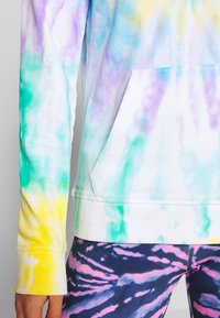 Urban Classics Jersey con capucha - multi-coloured