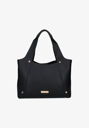 Sac tote en cuir noir avec une texture douce, une forme allongée, deux larges poignées et des accents en métal doré, y compris une plaque de marque.