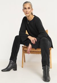 Cellbes of Sweden Broek - black