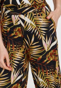 Top Secret Stoffhose - print