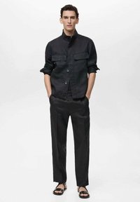 Mango ANTON - Tunn jacka - black