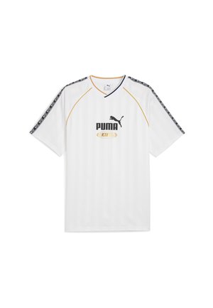 Hvid kortærmet trøje med sorte og gule detaljer, med v-hals, Puma-logo og lodrette striber på fronten og ærmerne.
