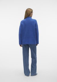 Vero Moda LS HIGHNECK - Trui - beaucoup blue melange