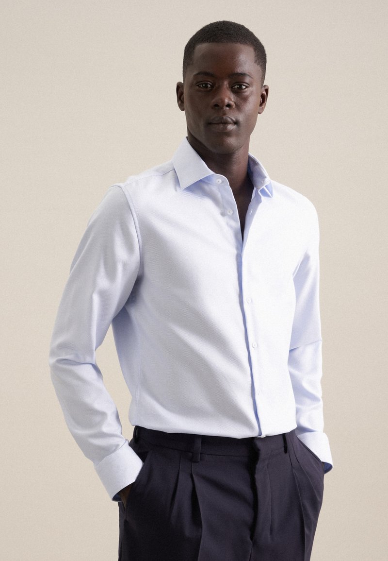 Seidensticker BUSINESS - Camicia elegante - light blue