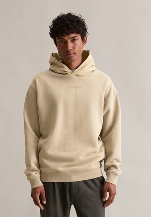 RELAXED - Kapuzenpullover - pure cashmere