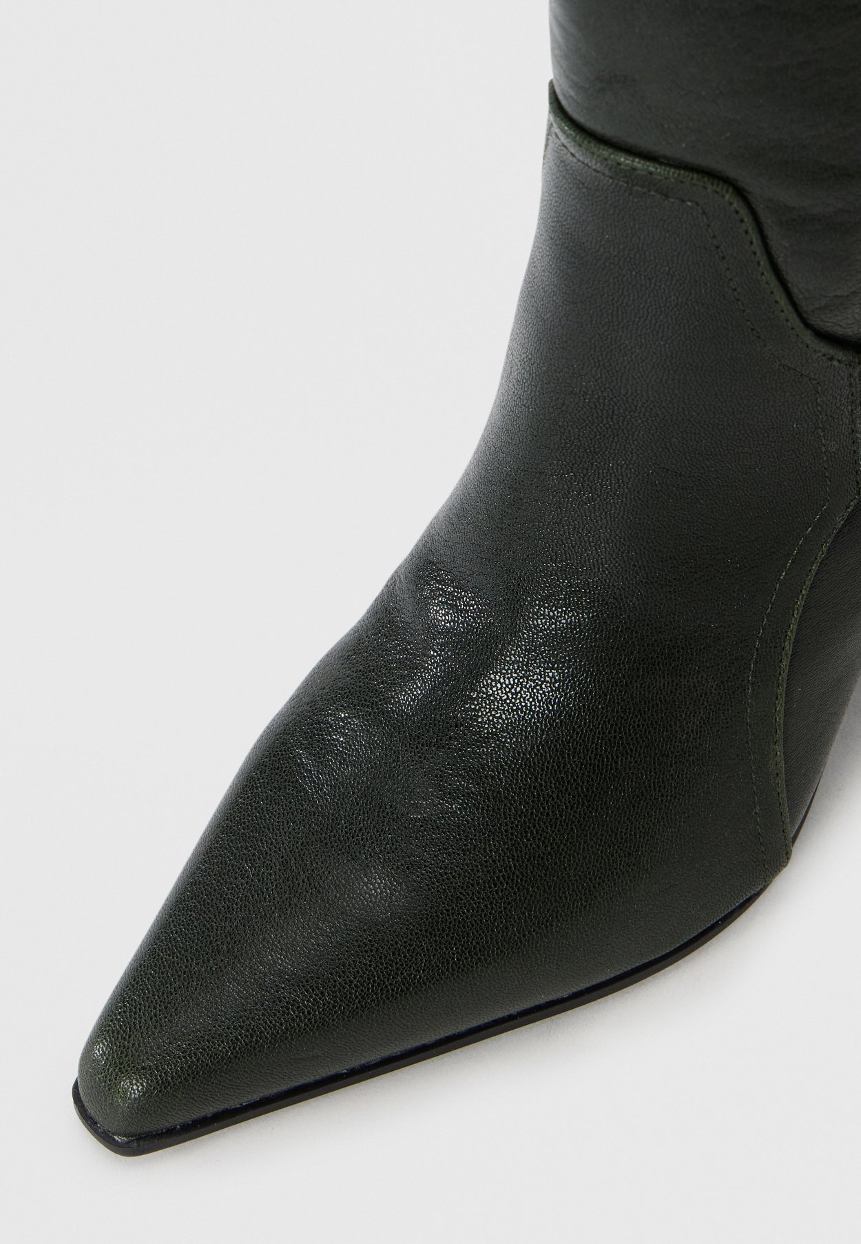 SADDLE