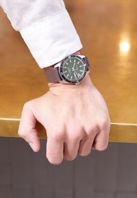 Timex WATERBURY DIVE AUTOMATIC - Rannekello - green/brown