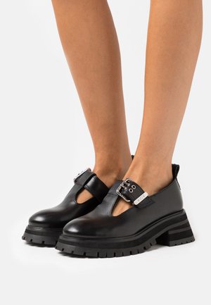 GINNY - Nazouvací boty - black
