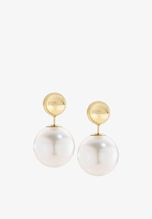 Náušnice ve zlaté barvě s velkými hladkými kuličkami připomínajícími bílé perly. Na vrcholu je malý, rytý kruhový prvek.