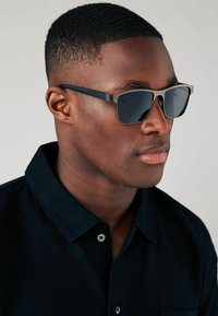 Next CLUBMASTER POLARISED - REGULAR FIT - Napszemüvegek - black mirror