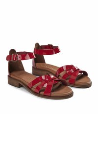 Pavement ARETHA - Páskové sandály  - red patent