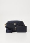 DISTINCT CAMERA BAG MONO - Skuldertasker - blue