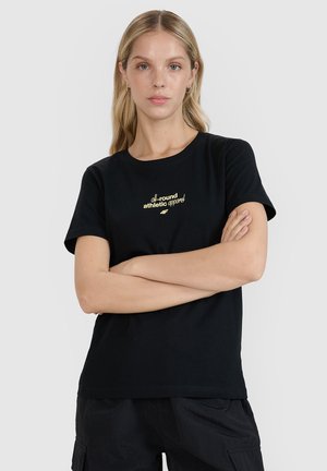 4F, - T-shirt z nadrukiem