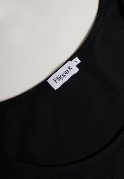 Filippa K SCOOP NECK TOP - T-shirts - black