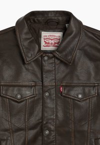 Levi's® TRUCKER COLLAR - Μπουφάν από συνθετικό δέρμα - brown