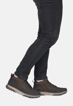 Rieker, RIEKER SNEAKER HIGH B9303 - High-top trainers - brown